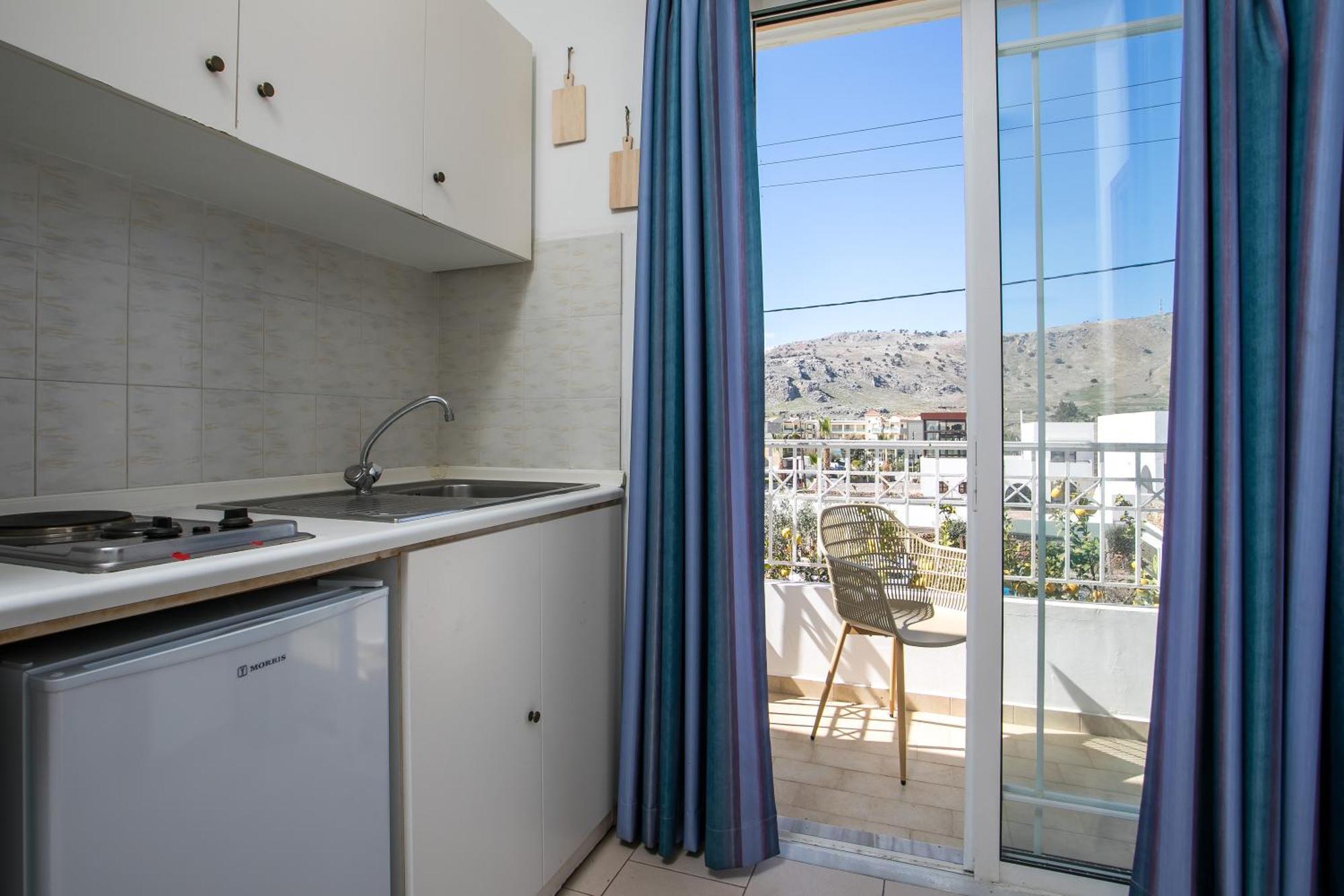 Lardos Sun View Apartments Esterno foto